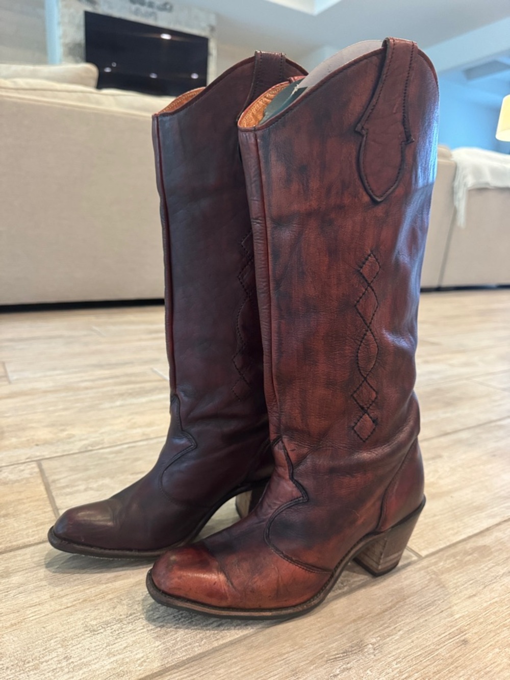 Vintage Women’s Wrangler tall western leather cowboy boots | size 9